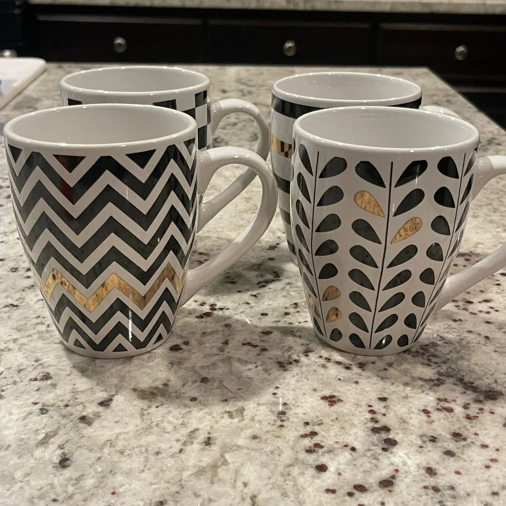 Coffee Cups - Picture 2 of 7